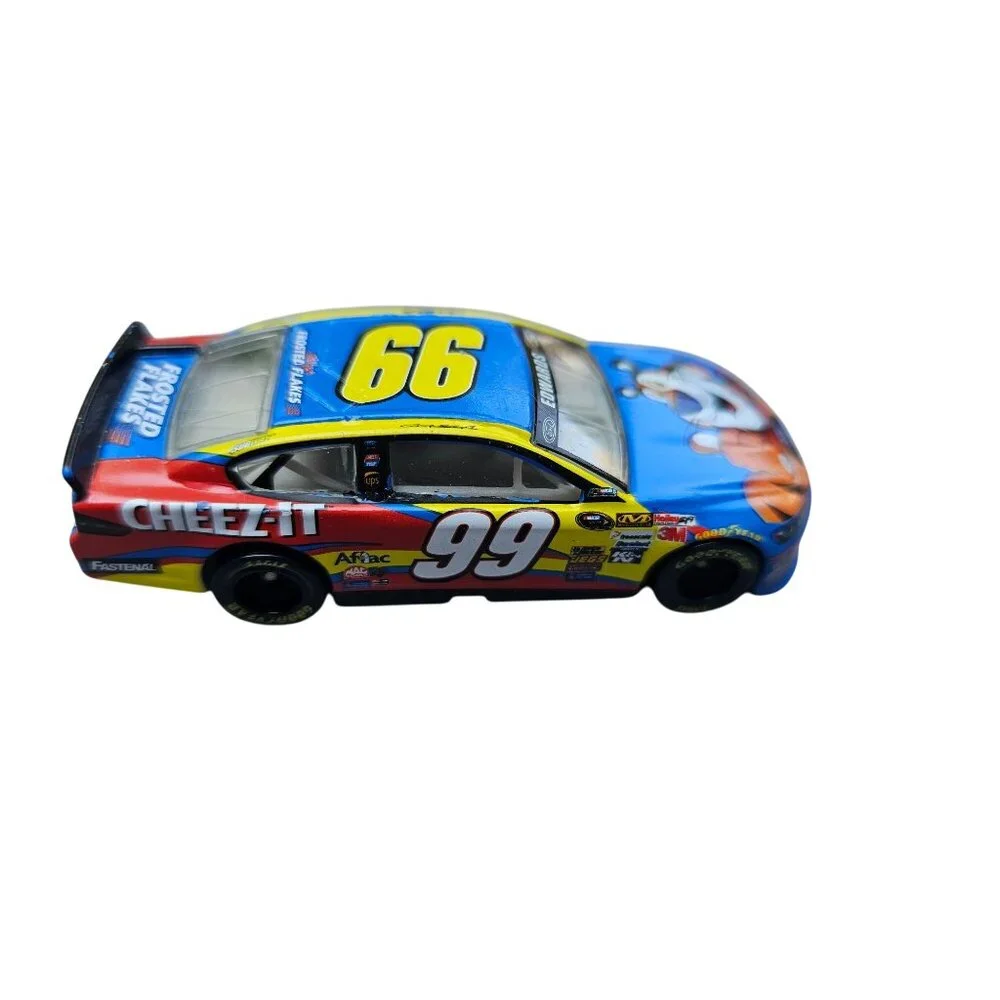 NASCAR Carl Edwards 2012 #99 Frosted Flakes Cheez-It Pit Stop Toy Car Model 3